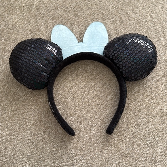 Disneyland 60th Anniversary Minnie Ears - Picture 2 of 2
